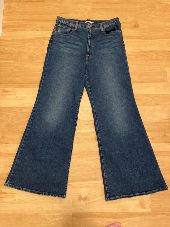 Levi's Denim - NWOT Levi's High Waist Ribcage Bell Wide Leg Flare Jeans Size 32 Medium Wash